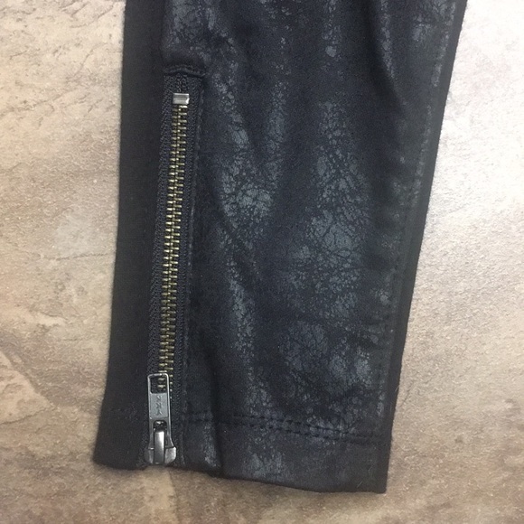 Jessica Simpson Workout Leggings - Picture 2 of 8